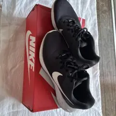 NIKE 靴　ジュニア　25センチ