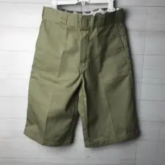 美品　Dickies ハーフパンツ　カーキ　42283　30 K250516