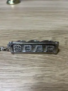 SQUARE 名古屋 メリケンサック型キーホルダー