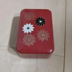 【値下】塗り　小箱　小物入れ　未使用