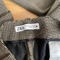 ZARA パンツ スリット入り
