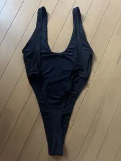 ブラック ワンピースTバック水着