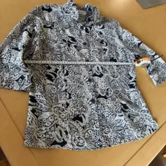 ブラウス　綿100 未使用　美品