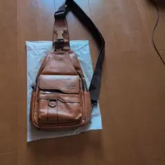classic ブラウン スリングバッグ