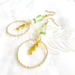 No.2849 タツノオトシゴ ピアス
