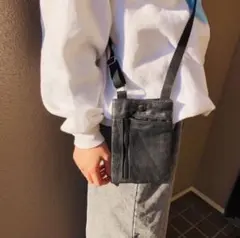 本革レザー　タグ付き新品　未使用　スマホショルダー