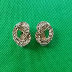 Item thumbnail for item e57225c5-0083-46fb-8572-e4e99aa86b50