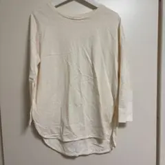 earth music&ecology オフホワイト 長袖Tシャツ