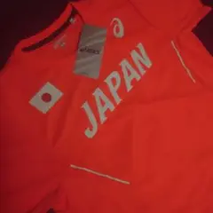 【レア 新品タグ付き】アシックス 日本代表サポーターズ Tシャツ Sサイズ
