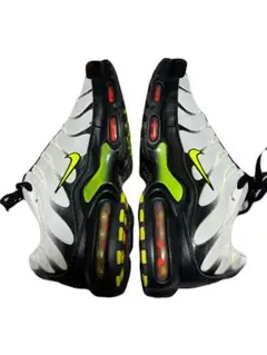 Nike Air Max Plus TN ホワイト/ブラック/ライム