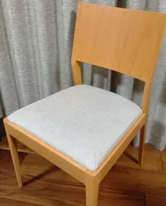 HUKLA　フクラ　ダイニングチェア　椅子　１脚