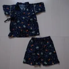 かぶとむし柄の90サイズ甚平とショートパンツのセット。