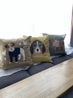 犬　クッション
