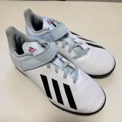アディダス サッカーシューズ