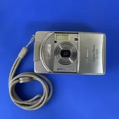Konica KD-400Z コンパクトデジタルカメラ Digital Revio KD-400Z - 雑食カメラマンの雑感記