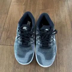 NIKE スニーカー