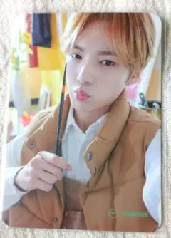 Item thumbnail for item eb44c46d-09ae-4a05-8544-d32d72a7cc6b