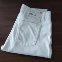 Lサイズ　ウルトラストレッチクロップドレギンスパンツ　ホワイト　UNIQLO