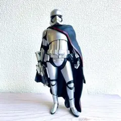 スターウォーズ　キャプテンファズマ　フィギュア