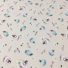ニット生地　約110×85センチ　香水柄　ピンク　綿100% 生地　布　はぎれ