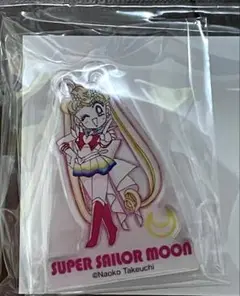 セーラームーン　セーラームーンストア　アクリルスタンド　アクスタ　ムーン