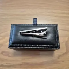 シルバー ネクタイピン 　ケース付き