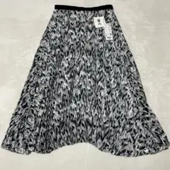 新品 UNIQLO:C ユニクロ プリーツ スカートM 白黒