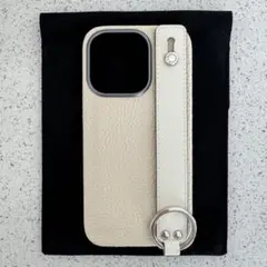 ボナベンチュラスマホケース　iPhone15pro 白　ハンドル付き