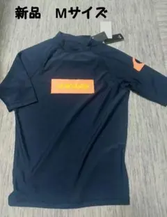 新品　クイックシルバー　ラッシュガード
