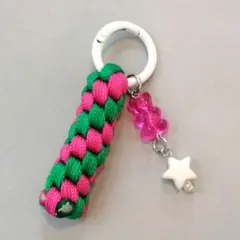 クマとパラコードのキーホルダー