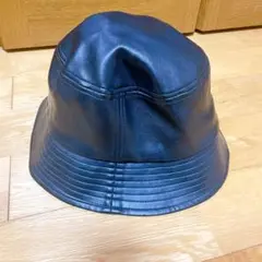黒 バケットハット
