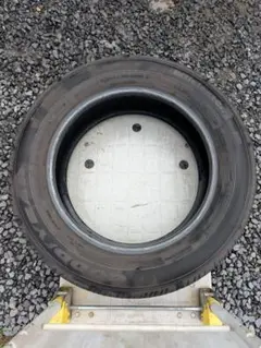 中古タイヤ　205/60r16 １本