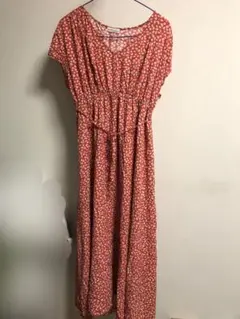 美品ロングワンピース　レーヨン100%
