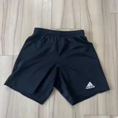 adidas ブラック ハーフパンツ 9-10歳