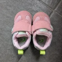 Item thumbnail for item eff1e11d-3f9d-4e0c-b793-c00ddead228e