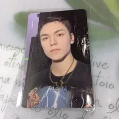 seventeen　バーノン　トレカ特典　withfans yzy HBD中国