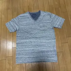 グレー ストライプ Vネック Tシャツ メンズ