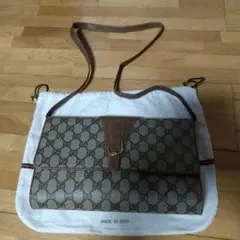 GUCCI グッチ ショルダーバッグ