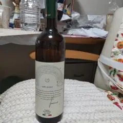 イタリア産ワイン輸入物。