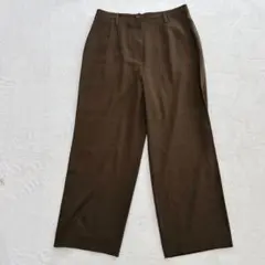 t113【フィルフィオレ】ストレートパンツ　ブラウン　ゆったり　サラッと