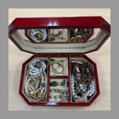 Item thumbnail for item 355186c5-2cc8-4833-9dc3-7d241c66eee5