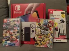 Nintendo Switch 有機EL ソフト2つ イヤホンセットお得!!