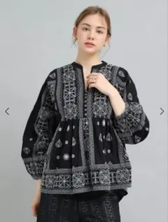 Ample ヤマダヤ 刺繍デザイン ブラック長袖ブラウス 新品未使用品