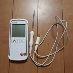 温度計　testo 108