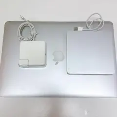 MacBook Pro A1398 外付けCD/DVDドライブ 電源アダプタ付属