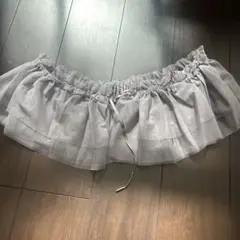 グレー フリル付き スカートつけアクセサリー