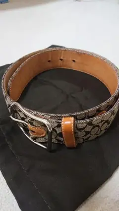 COACH(コーチ)ロゴ入りベルト