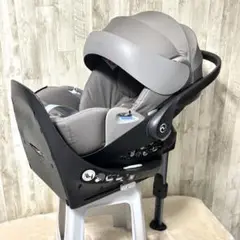 Item thumbnail for item 44180462-0971-46cb-93d2-cf4bbea75ac7