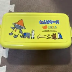こぐまちゃん　ねんどケース