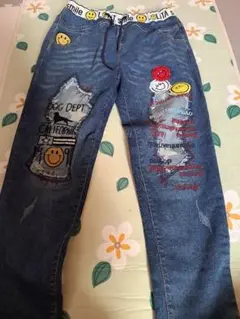 スマイリーフェイス刺繍デニムパンツ ゆったり M～L対応策